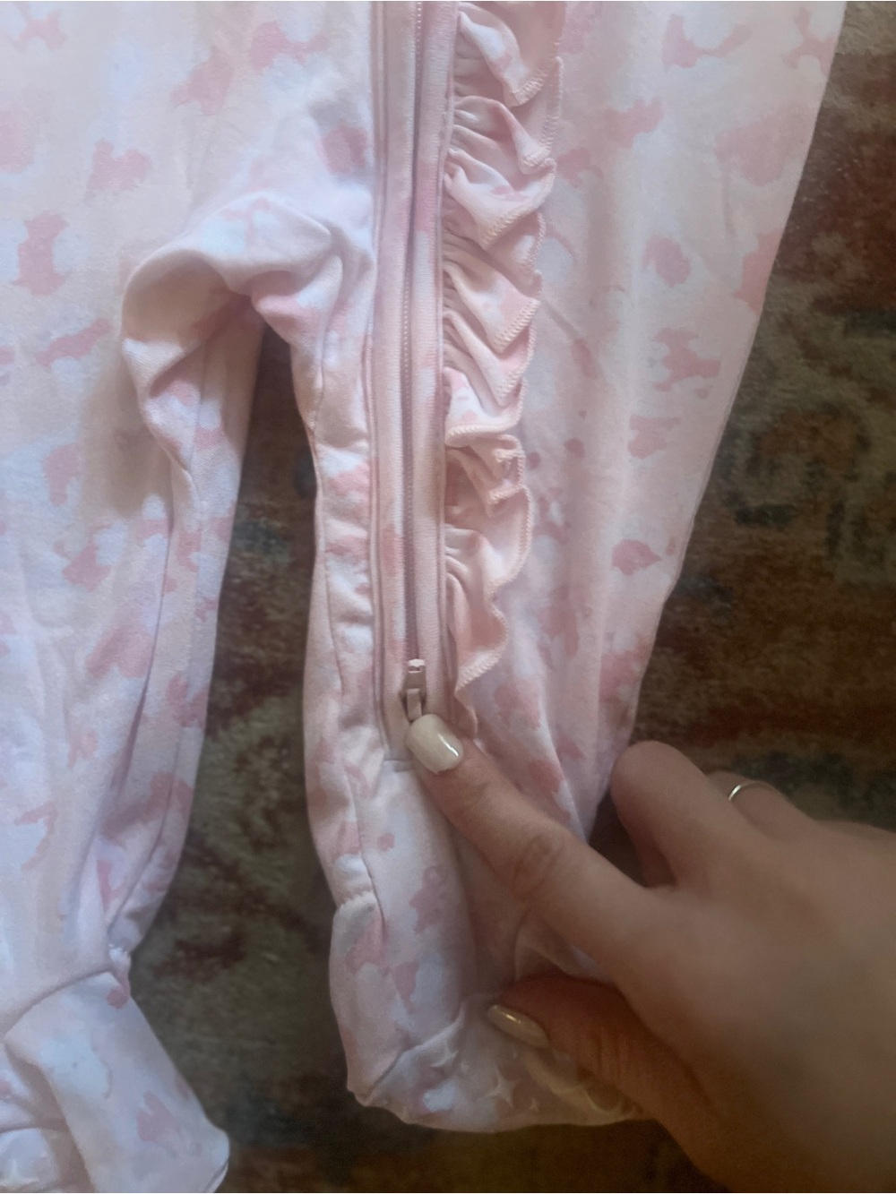 Paris Hilton Ruffle Onesie with Sunglasses (6-9mo) - Picture 6 of 8